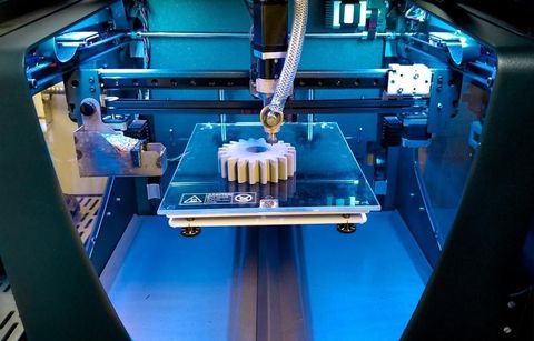 3D Printing Machines and Industrial Fabrication